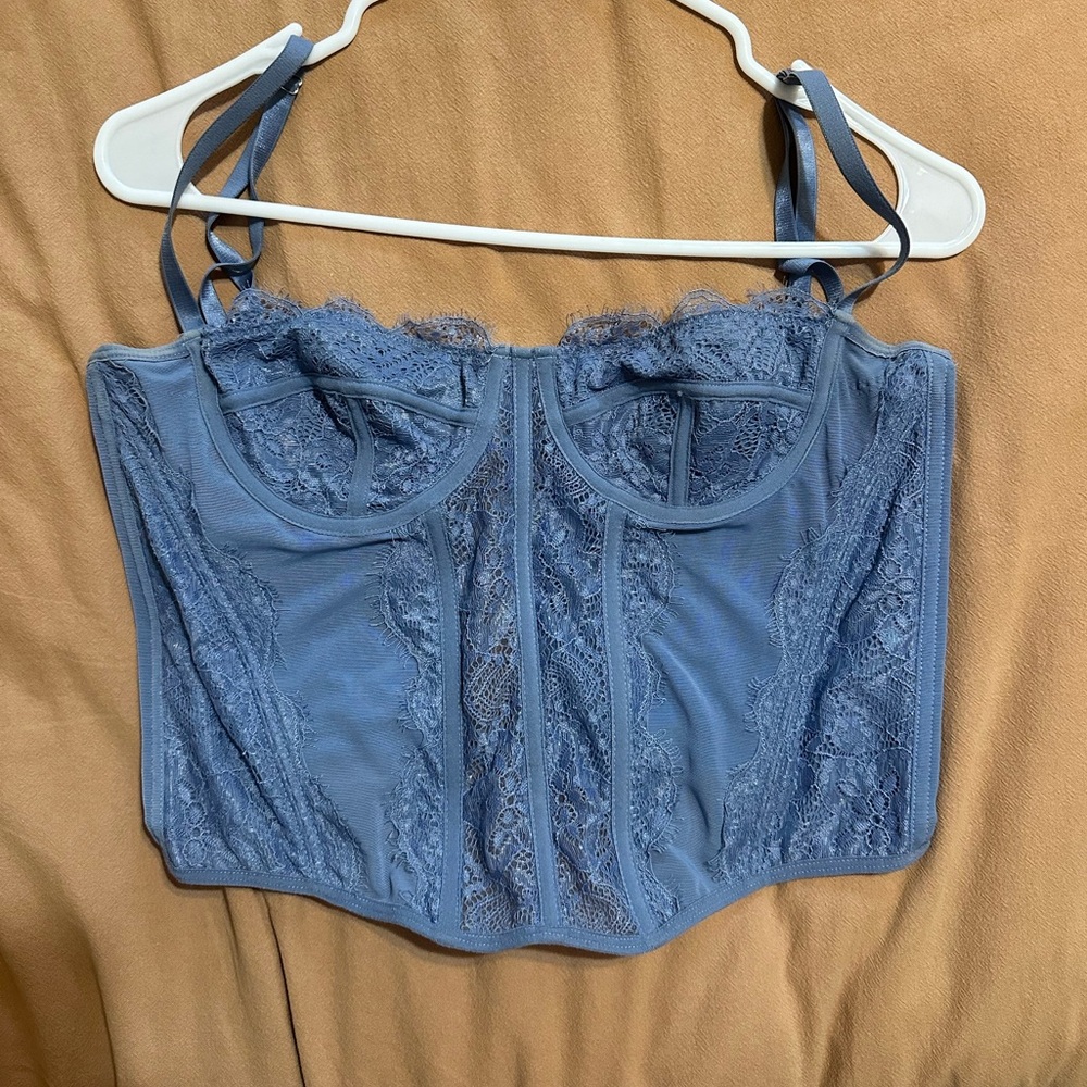 Size M blue corset top
